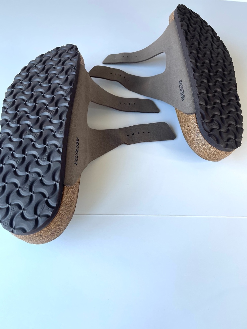 Birkenstock Arizona Sandal Mocha Two-Strap Iconic Light Brown EU 44 M11 Reg NWOT - Picture 5 of 14